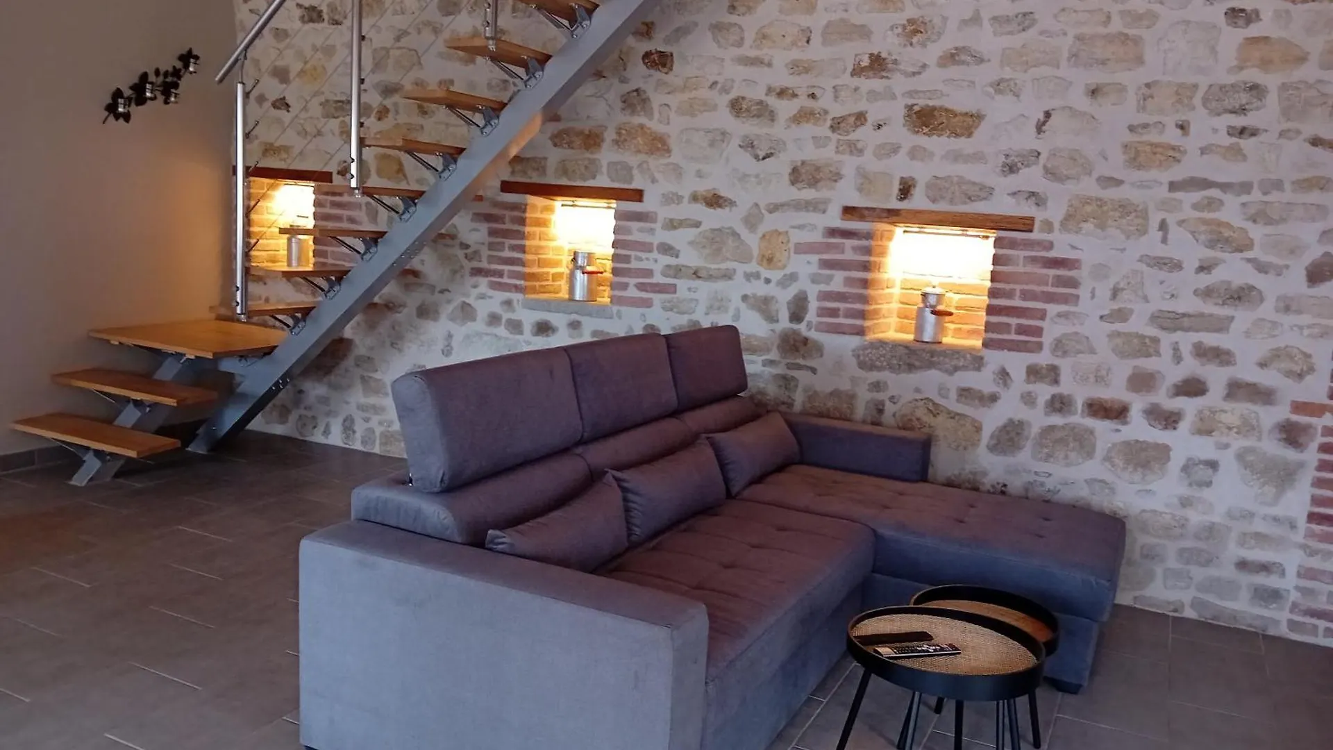 Maison De Campagne Glaine-Montaigut Holiday home