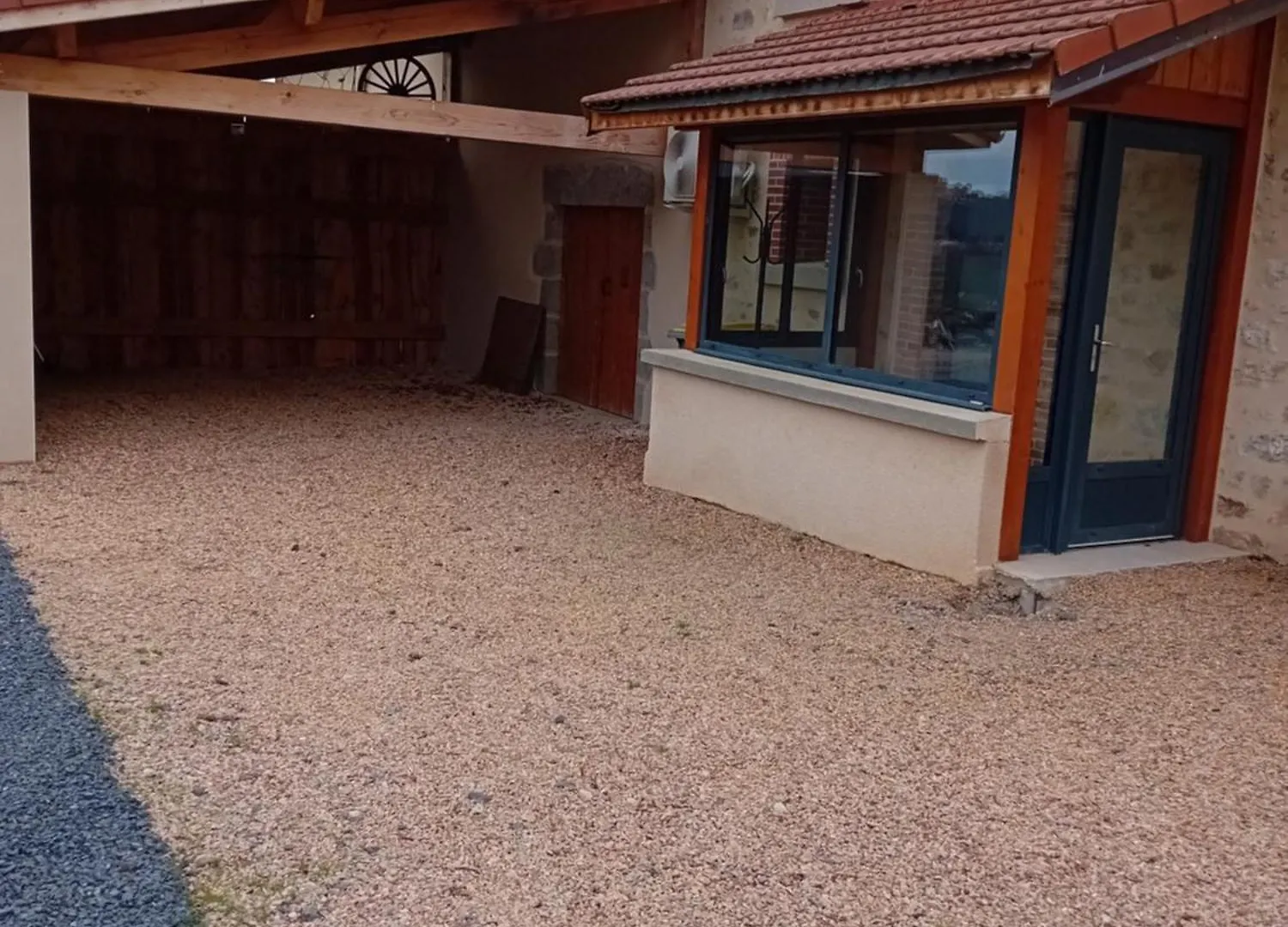 Maison De Campagne Glaine-Montaigut Holiday home